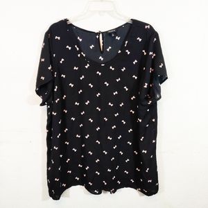 Torrid blouse with pink bow print